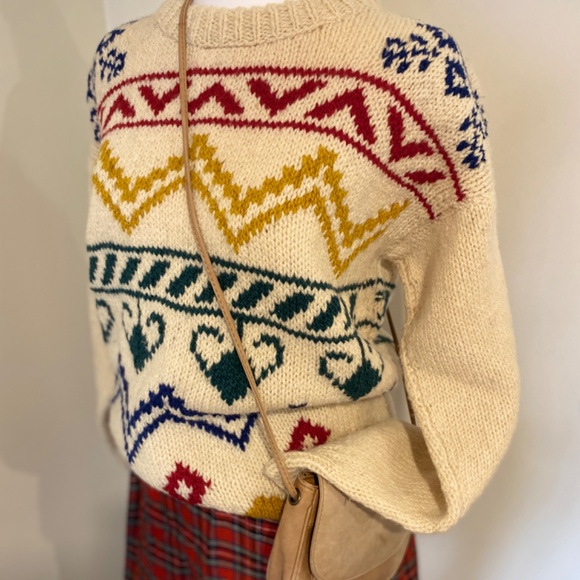 Vintage Hand-Knit Nordic Pullover – Women’s S/M – Bright Après-Ski Charm - Picture 3 of 8